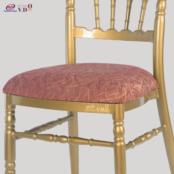 Napoleon Chair with Seat Bag