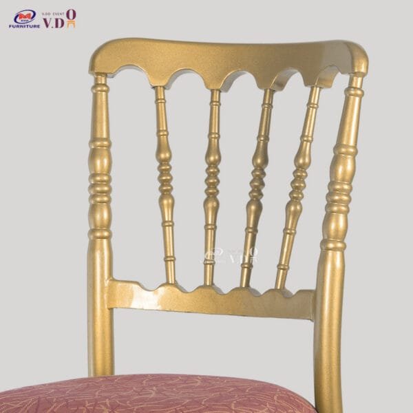 Napoleon Chair with Seat Bag