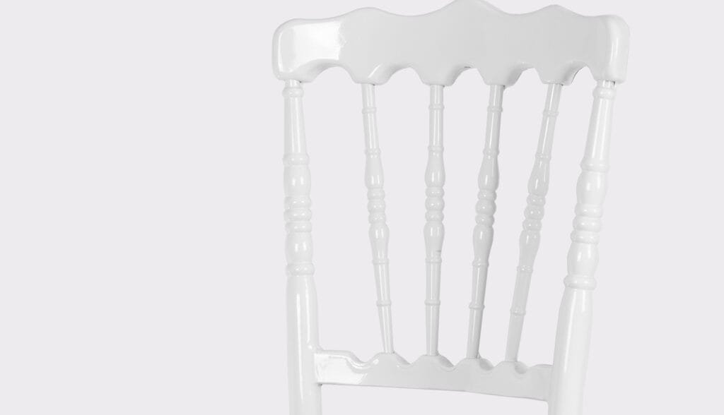 White Napoleon Chair with Red Seat Bag