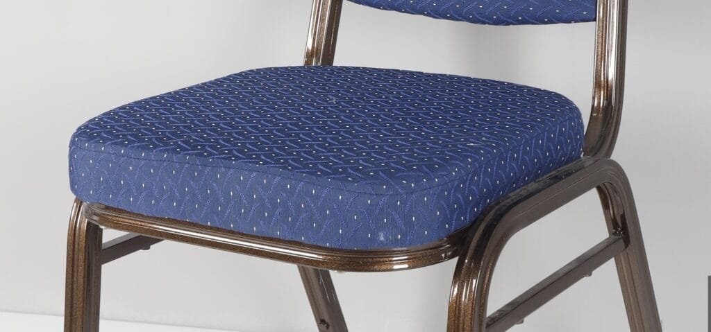 Curved Banquet Chair (3)