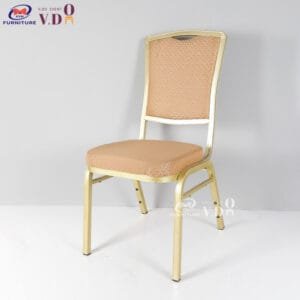 Golden Square Back Banquet Chair (1)