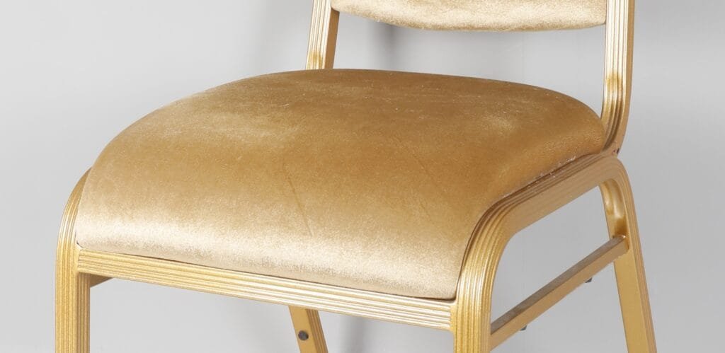 banquet chairs (6)