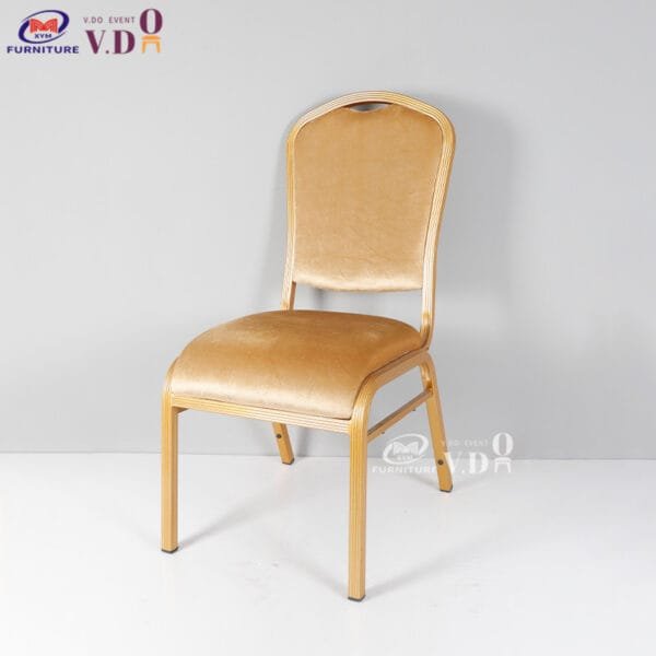 banquet chairs (6)